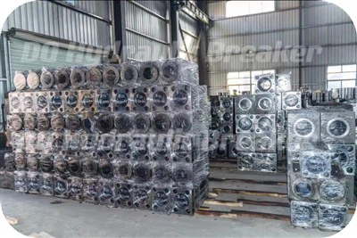Dong Qiang maskineri produserer høykvalitets hydraulisk bryter fronthode for Sb121 Sb131 Sb151 Sb81 Sb70 Hb20g Hb30g Hb40g